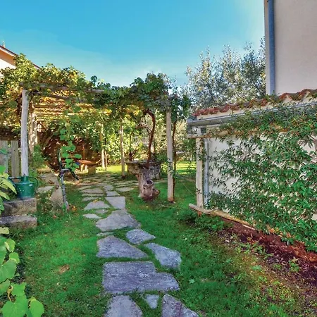 2 Bedroom In Smarje *