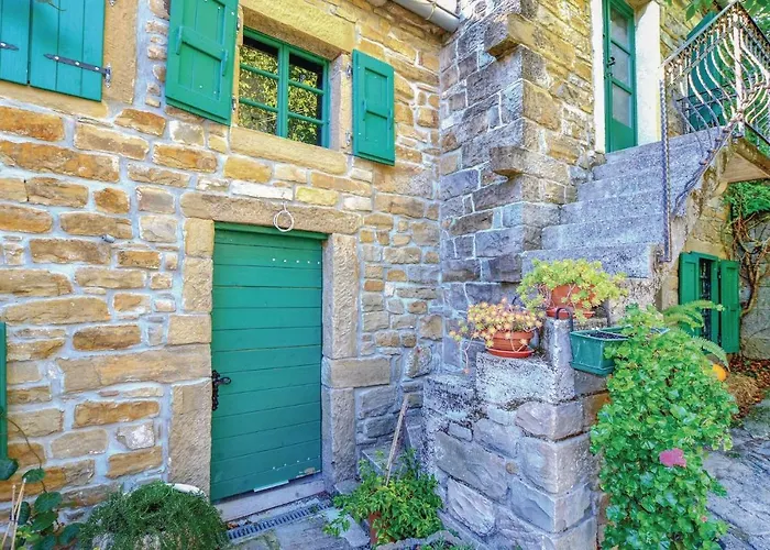 2 Bedroom In Prázdninový dům