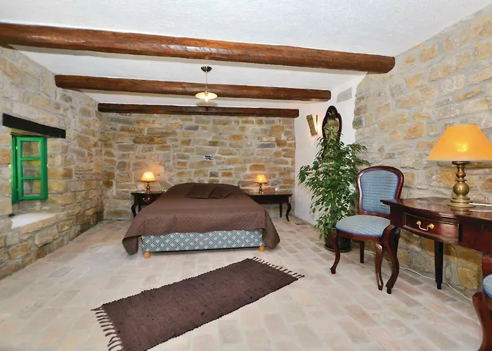 2 Bedroom In Smarje *